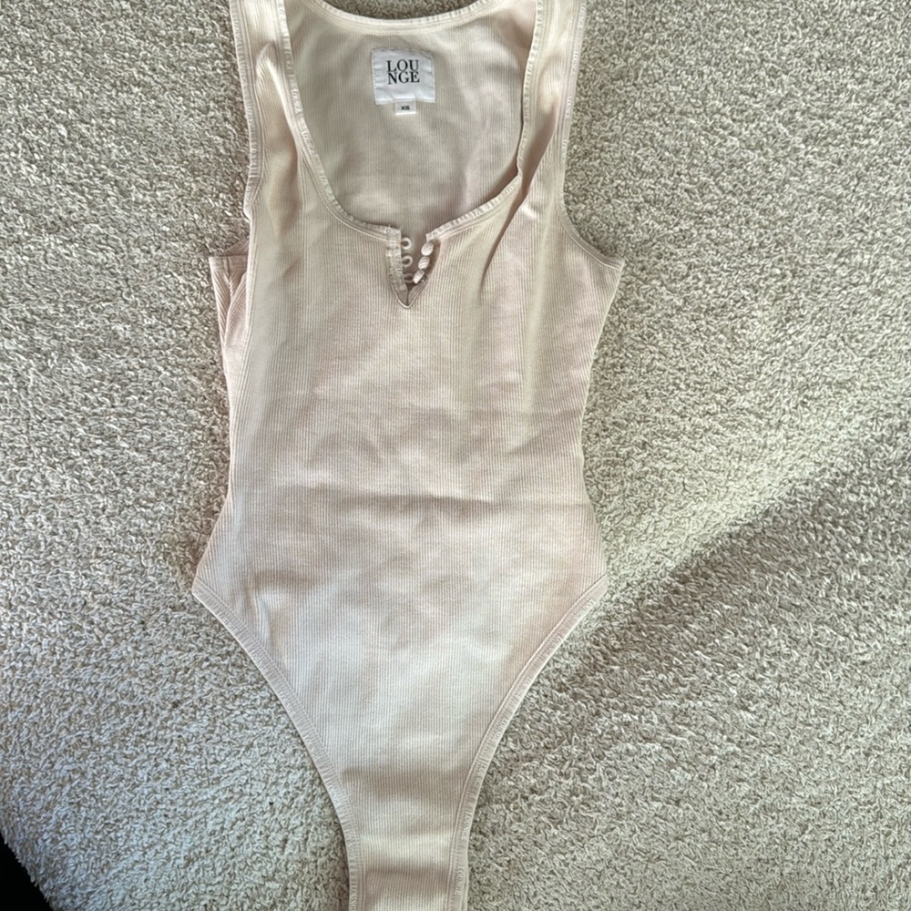 LOUNGE ribbed cream bodysuit
